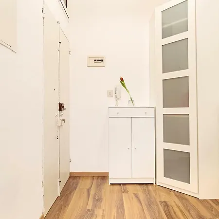 Guesthost - Zanolini بولونيا