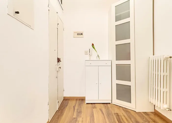 Guesthost - Zanolini Bolonya